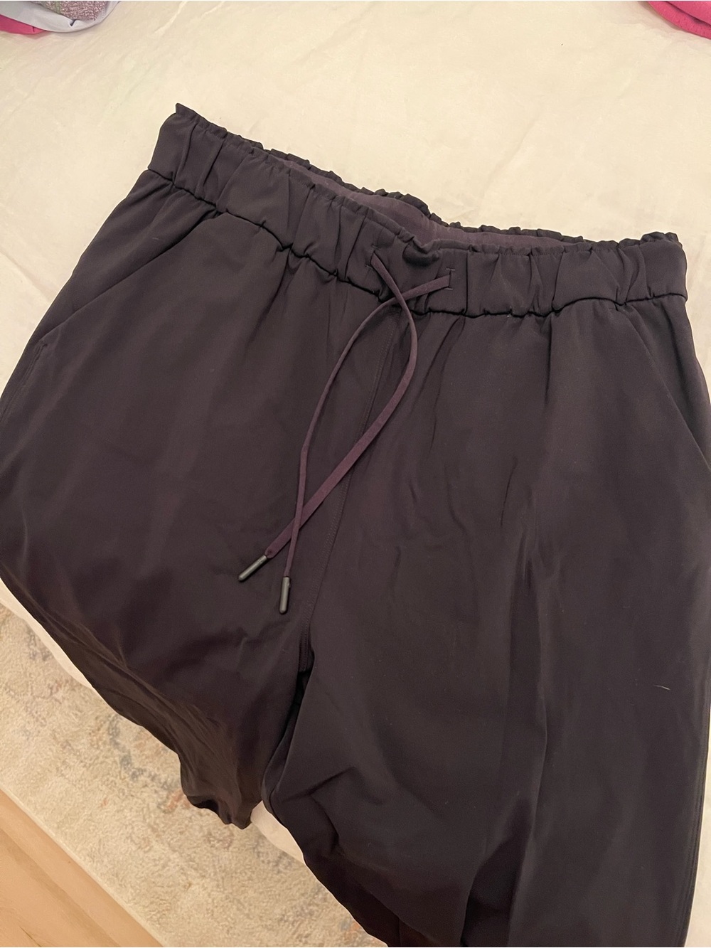 lululemon athletica Black Elastic Waist Athletic Joggers